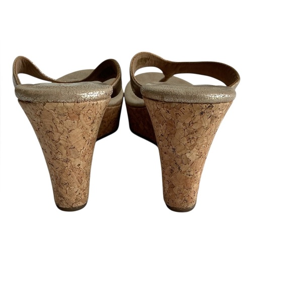 UGG Metallic Gold Cork Wedges Sz 7.5 - Picture 4 of 9